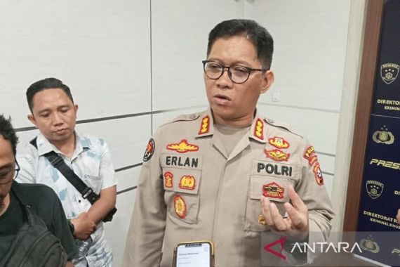 Tengkorak Diduga Mahasiswa yang Hilang Karena Memakai Baju Meja Dengan Celana Biru